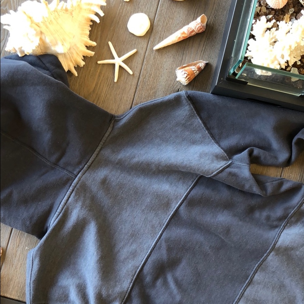 🔥🔥RVCA- BROKEN SWEATSHIRT🔥🔥 - Picture 8 of 8